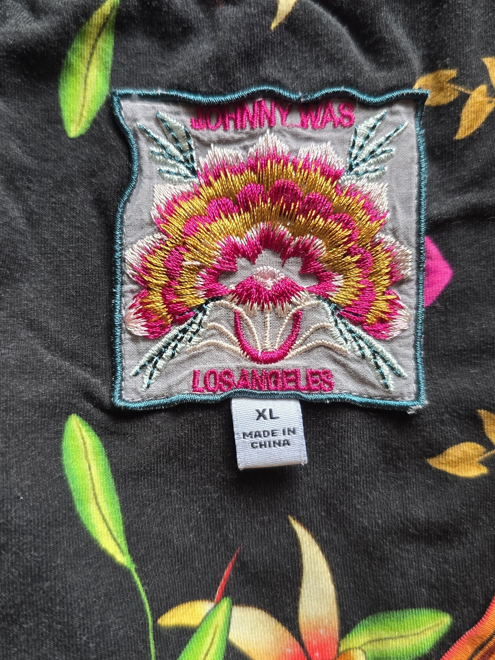 Johnny Was XL Bamboo Floral SS Tee - Picture 4 of 7